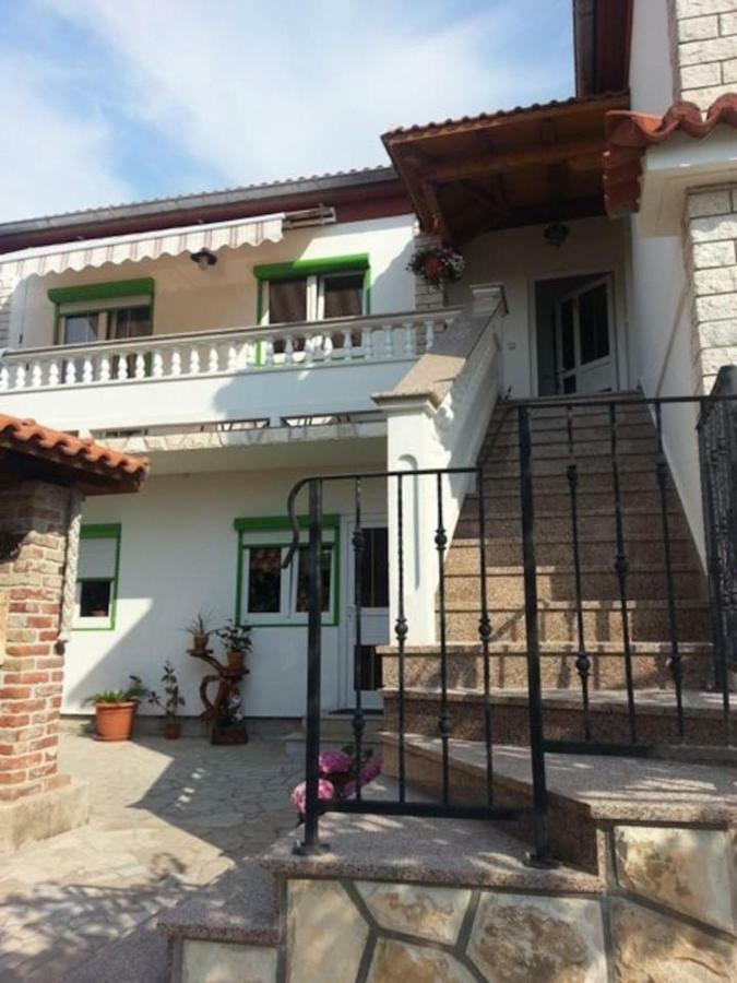 Apartman Marcela Palit Exterior photo